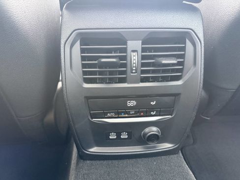 Used 2020 BMW 330i xDrive Sedan w/ M Sport Package AWD/4WD image 10