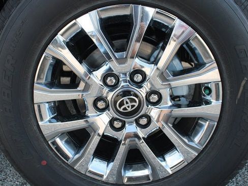 New 2025 Toyota Tacoma Limited image 32