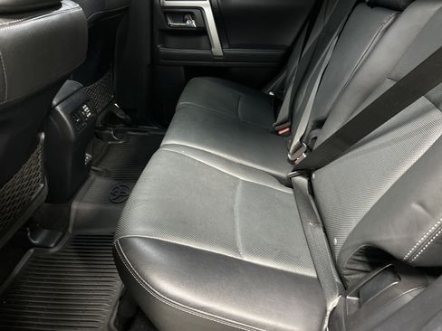 Used 2023 Toyota 4Runner Limited AWD/4WD image 32