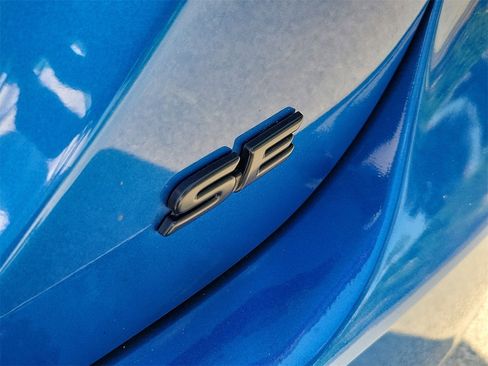 Used 2019 Toyota Camry SE image 8