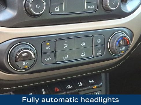 Used 2021 GMC Canyon Denali image 20