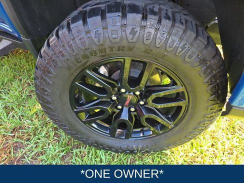 Used 2023 GMC Sierra 1500 Elevation w/ LPO, Elevation Black Package RWD image 3