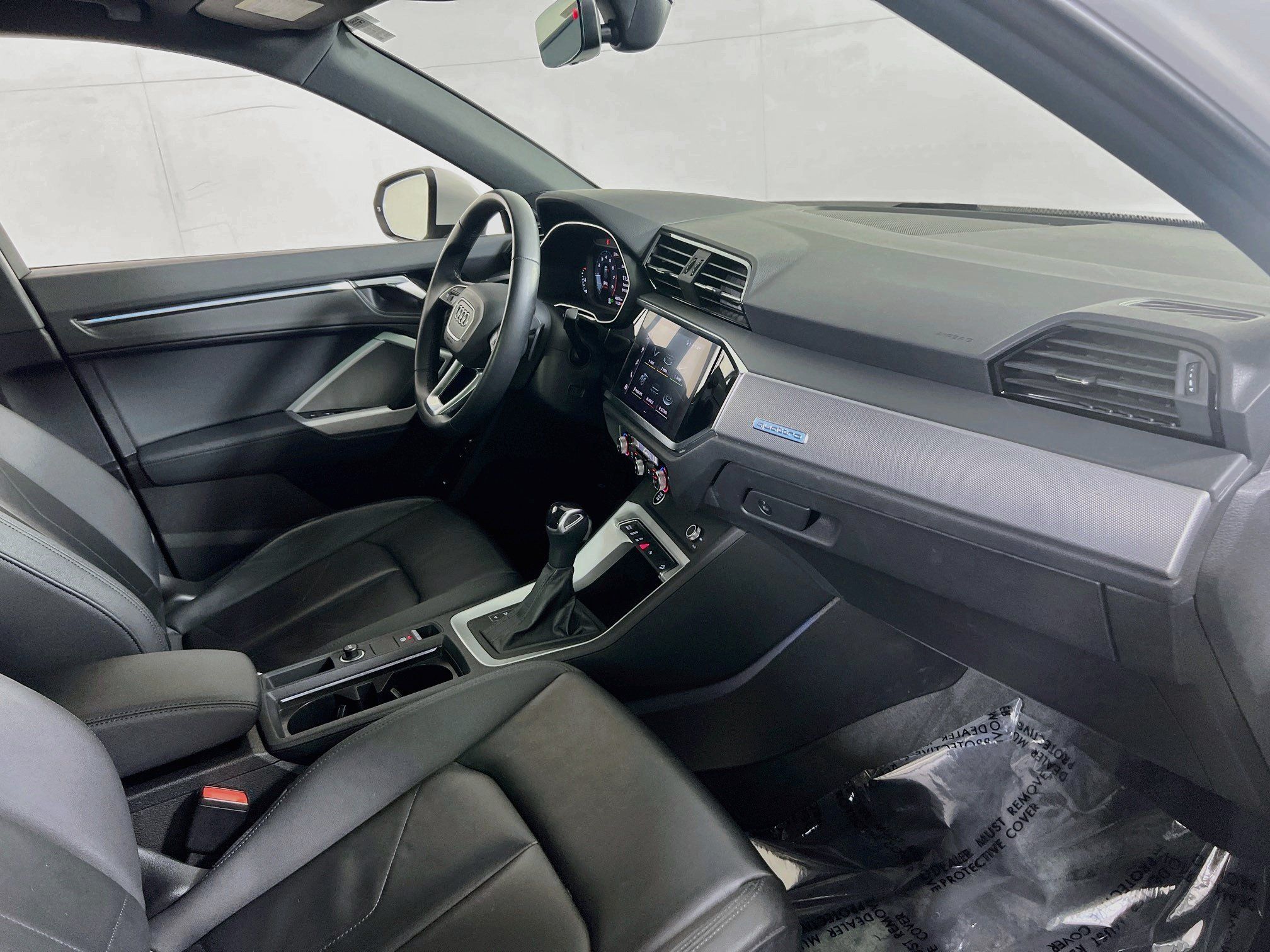 Used 2022 Audi Q3 2.0T Premium Plus w/ Premium Plus Package AWD/4WD image 28