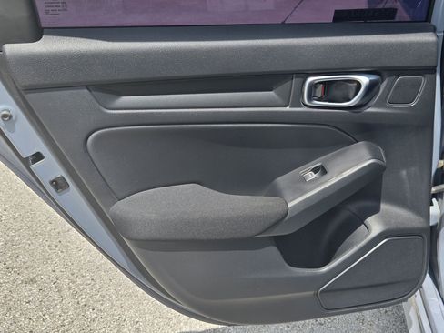 Used 2022 Honda Civic Sport image 15