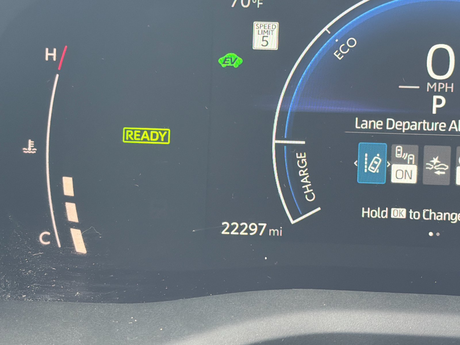 Used 2026 Toyota Camry LE w/ Convenience Package FWD image 29