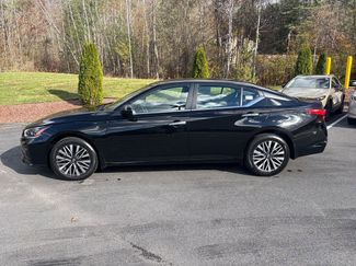 Used 2023 Nissan Altima 2.5 SV video 2