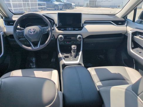 Used 2023 Toyota RAV4 XLE Premium FWD image 18