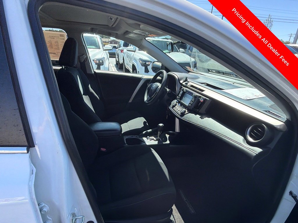 Used 2015 Toyota RAV4 XLE FWD image 31