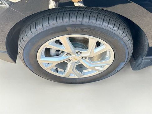 Used 2021 Chevrolet Equinox Premier AWD/4WD image 35