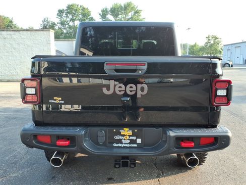 Used 2021 Jeep Gladiator Rubicon w/ Dual Top Group AWD/4WD image 9