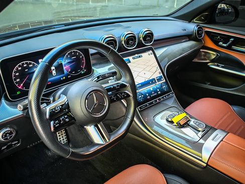 Used 2023 Mercedes-Benz C 300 4MATIC Sedan image 9