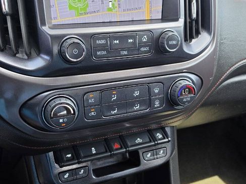 Used 2015 GMC Canyon SLE w/ All-Terrain Package AWD/4WD image 14