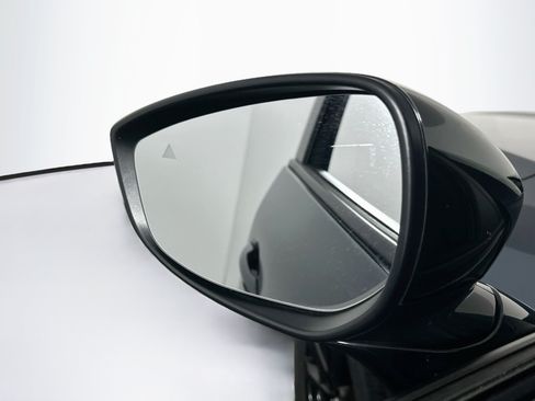 Used 2025 MAZDA CX-50 AWD 2.5 S w/ Premium Package image 16