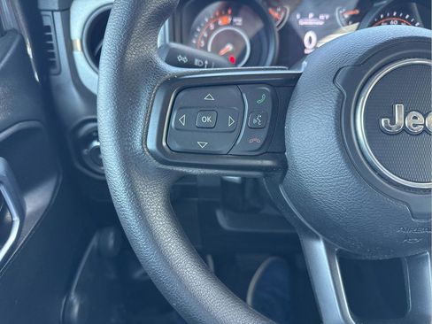 Used 2024 Jeep Wrangler Unlimited Sport AWD/4WD image 12