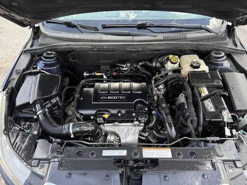 Used 2014 Chevrolet Cruze LT w/ All-Star Edition FWD image 19