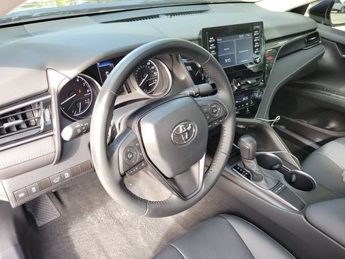 Used 2024 Toyota Camry SE w/ Convenience Package FWD image 23