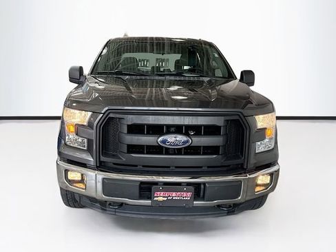 Used 2016 Ford F150 XL w/ Equipment Group 101A Mid AWD/4WD image 4
