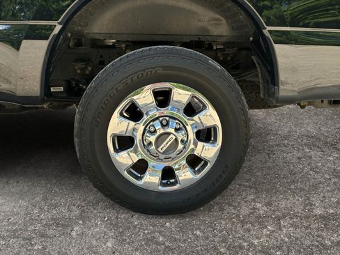 Used 2024 Ford F250 Lariat w/ Chrome Package AWD/4WD image 8