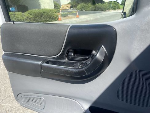 Used 2011 Ford Ranger XLT image 16