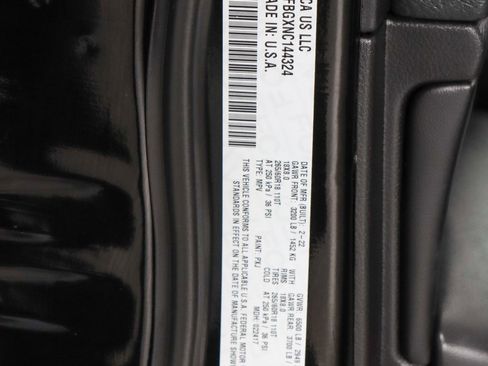 Used 2022 Jeep Grand Cherokee Limited image 32