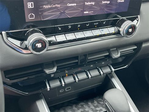 New 2026 GMC Canyon Elevation w/ Convenience Package image 17