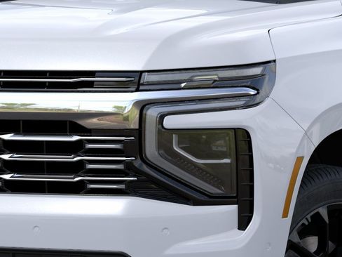 New 2026 Chevrolet Suburban Premier AWD/4WD image 46