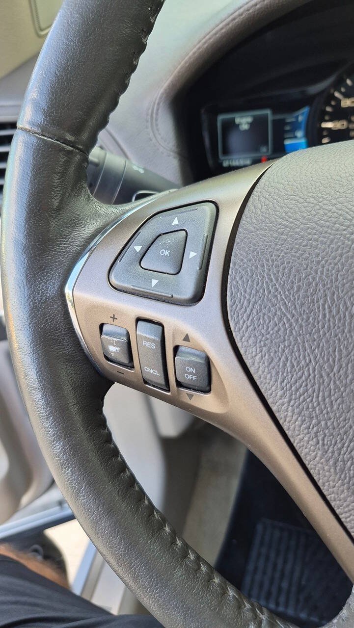 Used 2015 Lincoln MKX AWD w/ Equipment Group 102A image 29