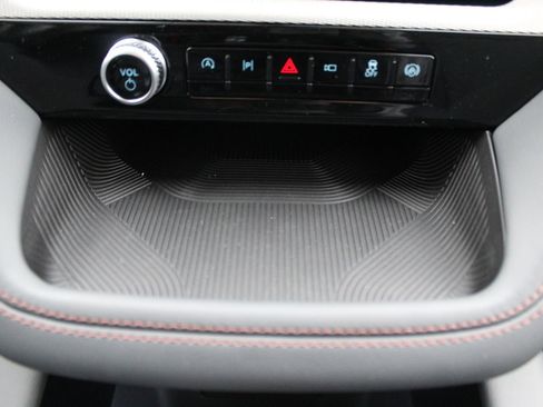 New 2026 Ford Explorer Active image 34