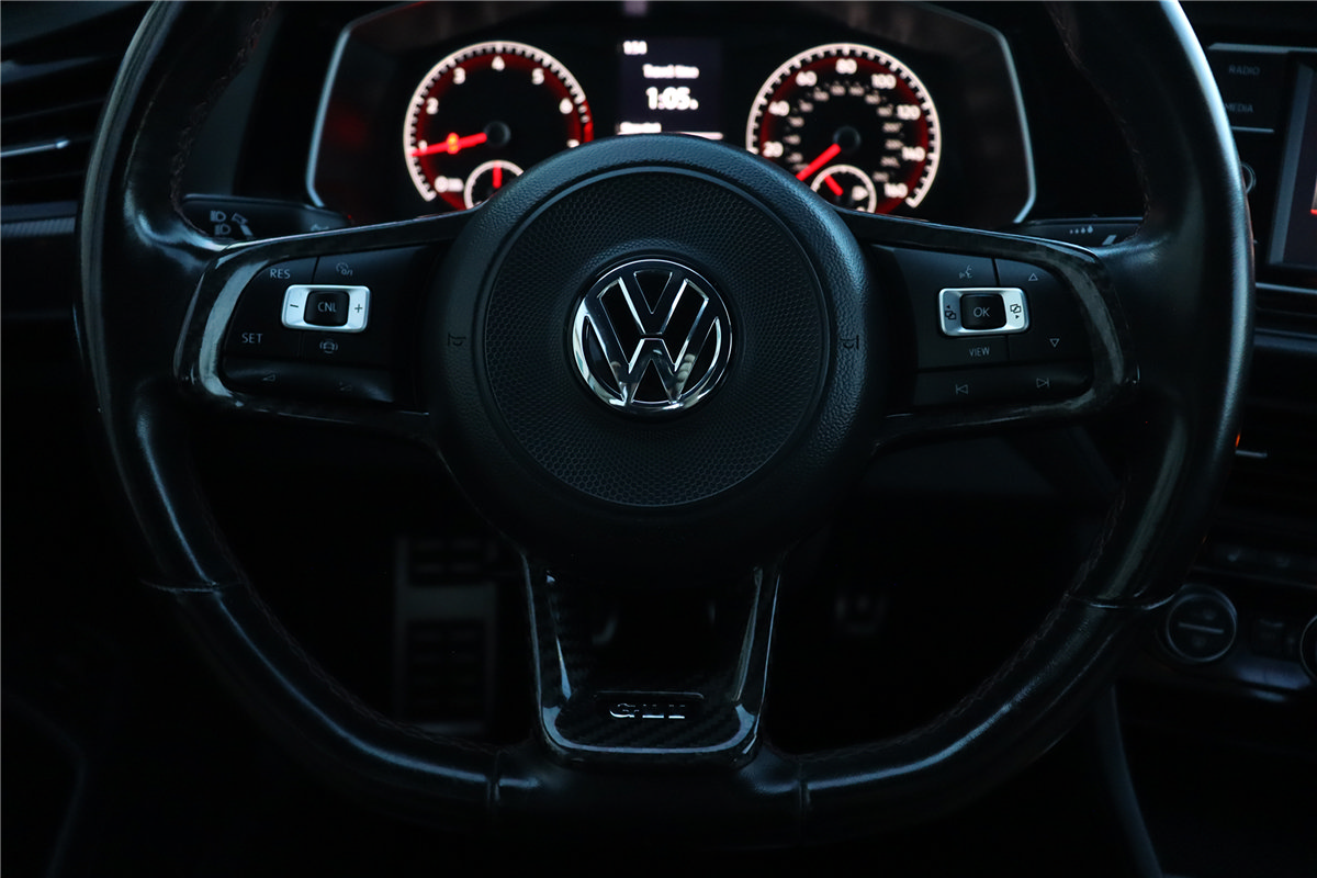 Used 2021 Volkswagen Jetta GLI FWD image 39