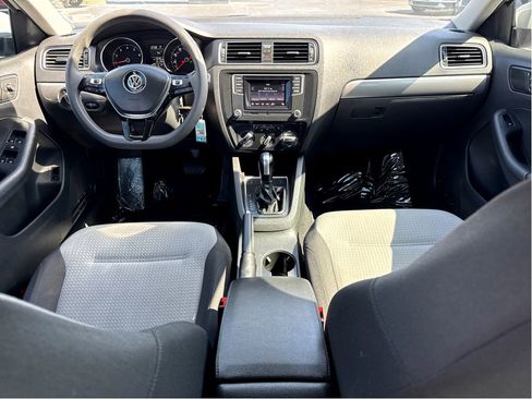 Used 2018 Volkswagen Jetta S w/ Cold Weather Package image 13