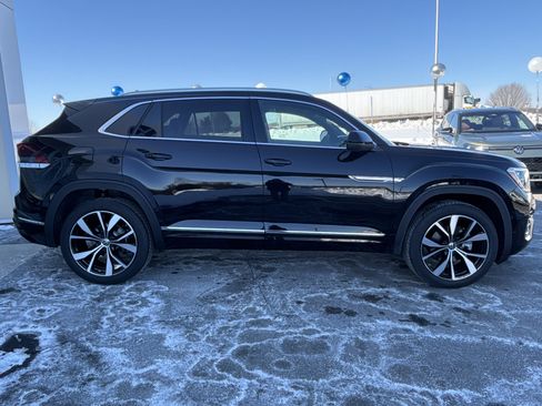 New 2026 Volkswagen Atlas Cross Sport SEL Premium R-Line image 7