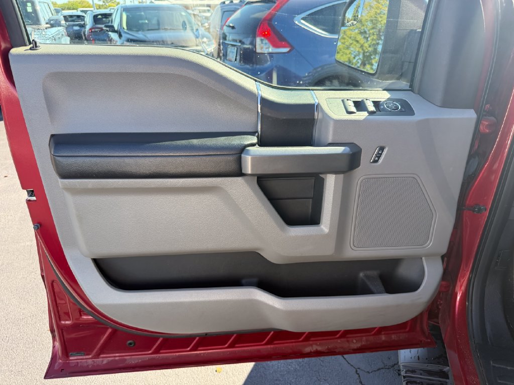 Used 2015 Ford F150 XLT w/ Equipment Group 301A Mid AWD/4WD image 11