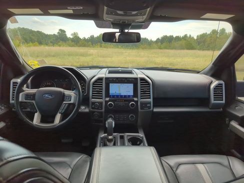 Used 2019 Ford F150 Platinum w/ Equipment Group 701A Luxury AWD/4WD image 17