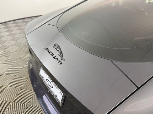 Used 2021 Jaguar F-TYPE R AWD/4WD image 10