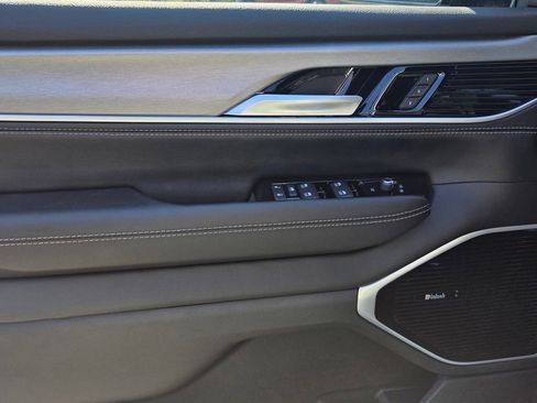 New 2026 Jeep Grand Wagoneer L Limited AWD/4WD image 13