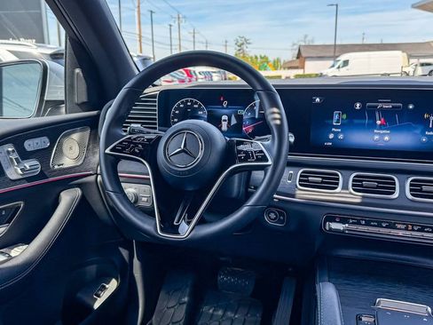 Certified 2025 Mercedes-Benz GLE 450 4MATIC image 19