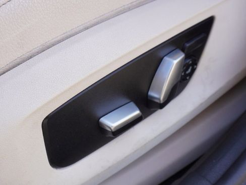 Used 2017 BMW 530i xDrive 530I XDRIVE image 13