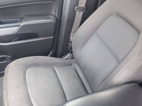 Used 2020 Chevrolet Colorado LT w/ Redline Special Edition RWD image 12