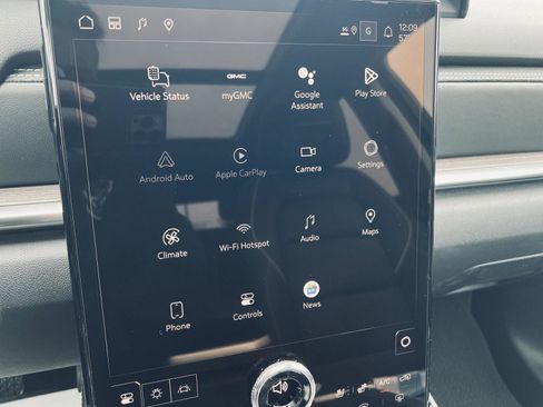 New 2026 GMC Terrain Denali image 28