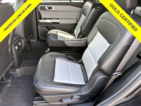 Certified 2024 Ford Explorer XLT w/ Equipment Group 202A AWD/4WD image 7