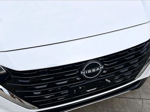 Certified 2025 Nissan Sentra S FWD image 28