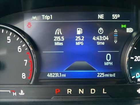 Used 2022 Ford Explorer XLT w/ Equipment Group 202A image 18