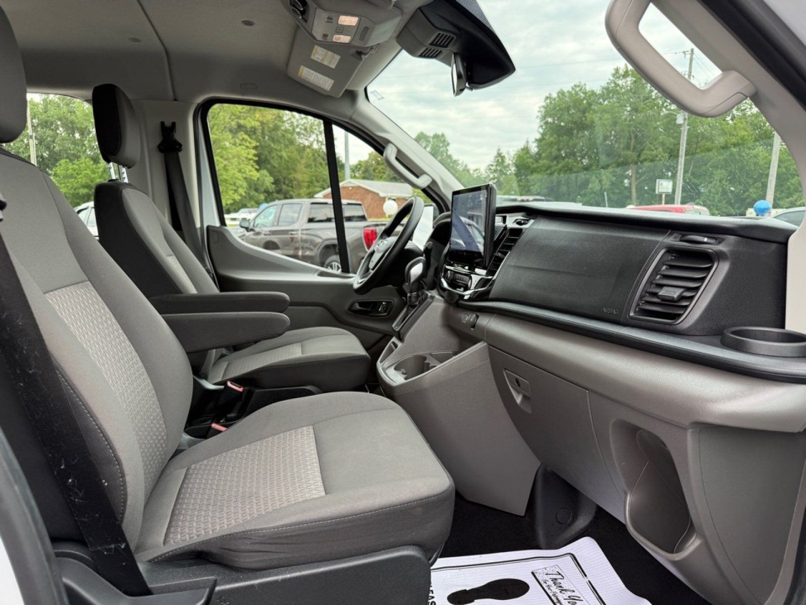Used 2024 Ford Transit 350 XLT RWD image 26