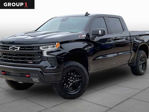 Used 2023 Chevrolet Silverado 1500 LT Trail Boss w/ LT Trail Boss Premium Package AWD/4WD image 1