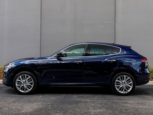 Certified 2022 Maserati Levante GT image 2