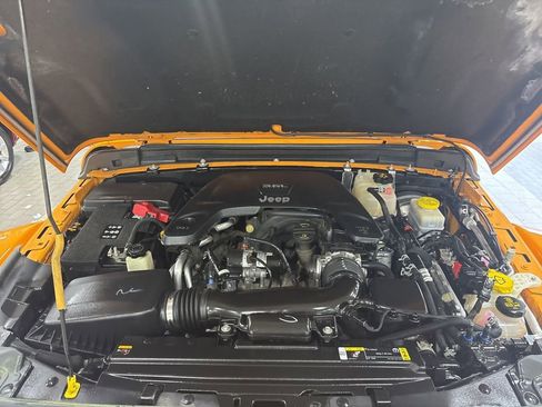 Used 2021 Jeep Wrangler Unlimited Rubicon image 18