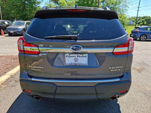 Used 2022 Subaru Ascent Limited w/ Technology Package AWD/4WD image 5
