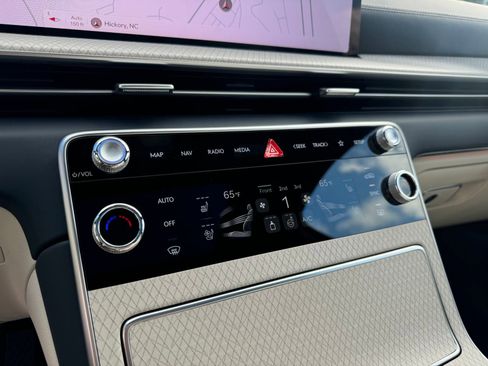 New 2026 Genesis GV80 3.5T Prestige image 12