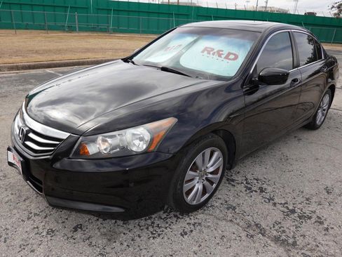 Used 2011 Honda Accord EX image 3