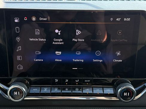 Used 2024 Chevrolet Colorado LT w/ LT Convenience Package image 28